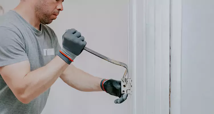 Cracked Door Jamb Repair in Wesley Chapel, FL