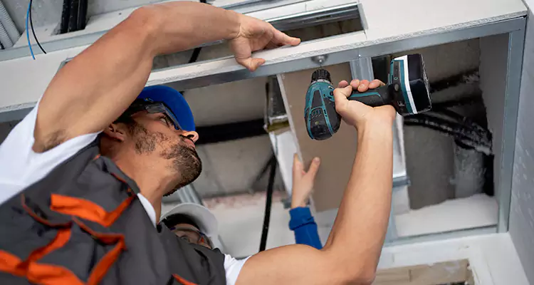 Emergency Overhead Door Repair in Wesley Chapel, FL