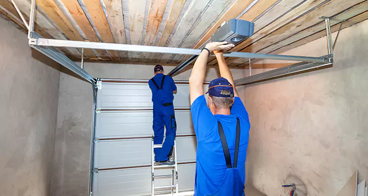 Garage Door Opener Technician in Wesley Chapel, FL