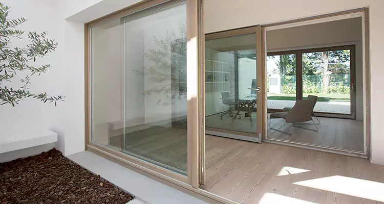 Sliding Screen Door Bottom Track Replacement in Wesley Chapel, FL